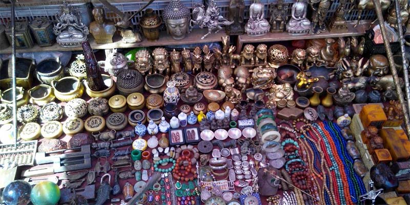 Best Places to Visit in Beijing: Panjiayuan Flea Market